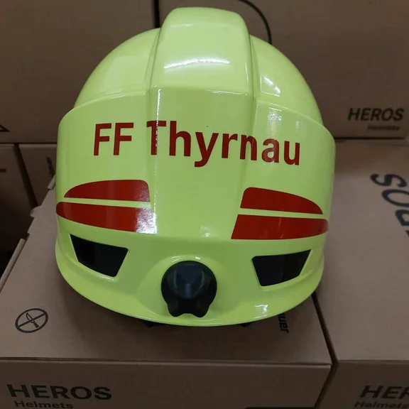 Helm02.jpg